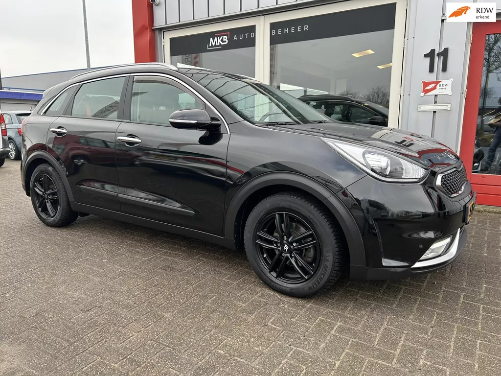 Kia Niro 1.6 GDi Hybrid DynamicLine Carplay/Camera